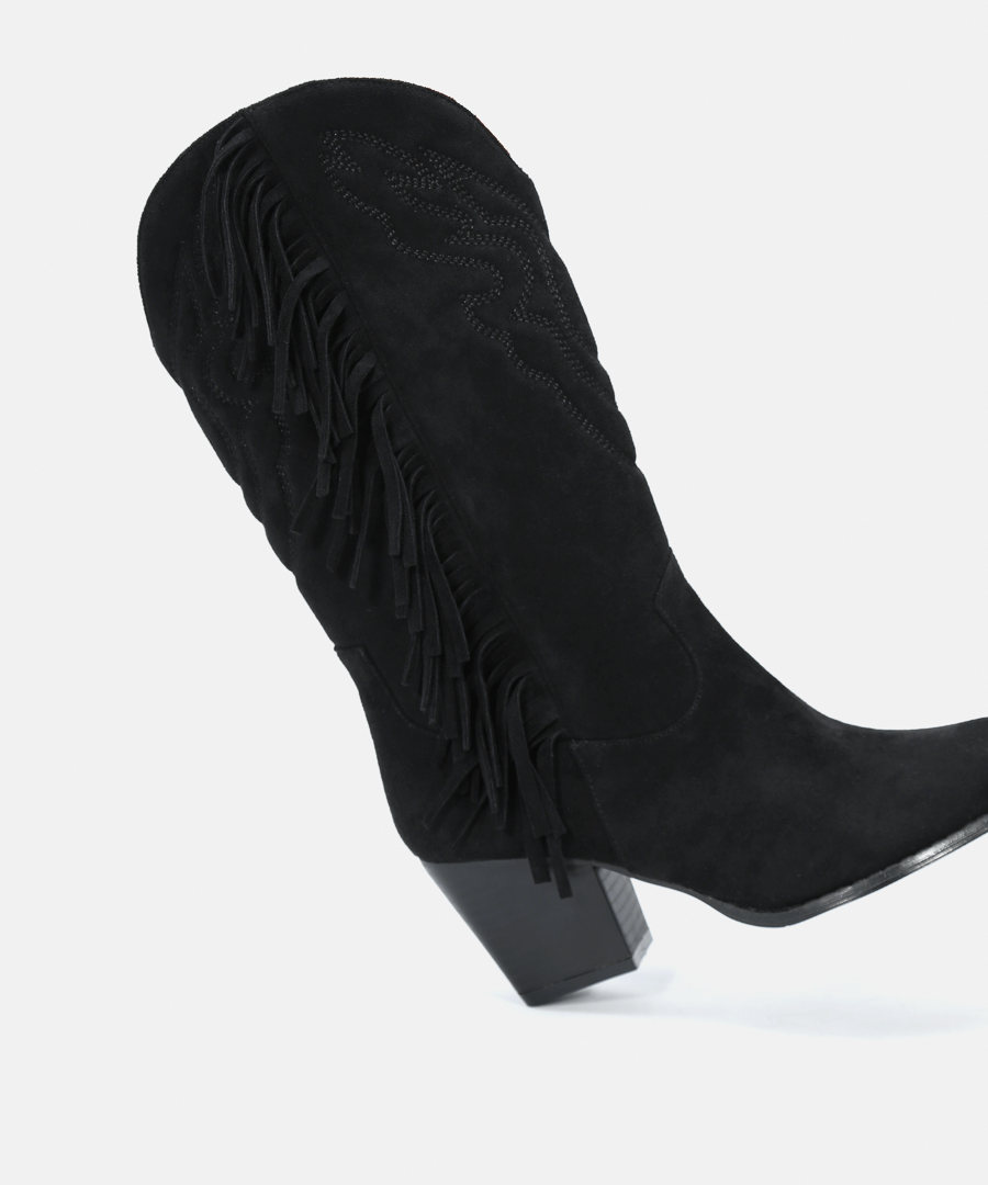 Botas cowboy flecos tac&oacute;n media ca&ntilde;a  image number null